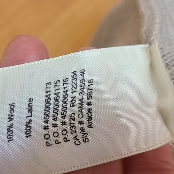 Wilfred Cyprie Turtleneck Sweater - Picture 12 of 13